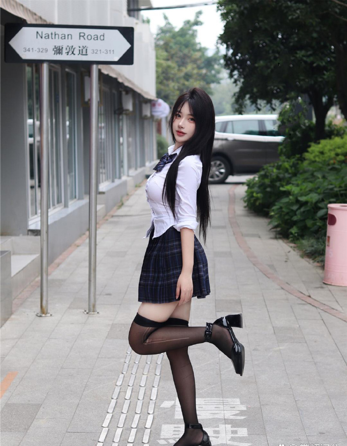 蜘蛛侠纵横宇宙 封面